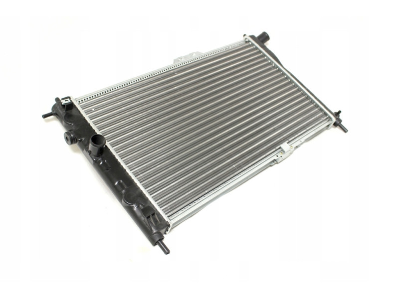 Радіатор охолодження двигуна Daewoo Nexia (Tempest) 96144570