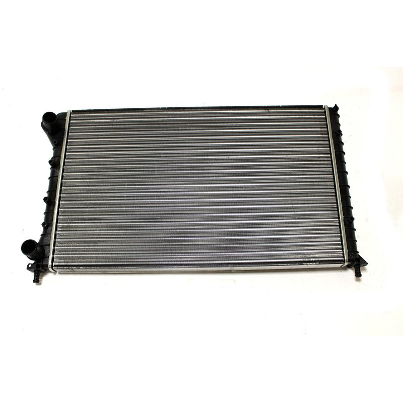 Радіатор охолодження двигуна Fiat Doblo 01- (Tempest) 51779231