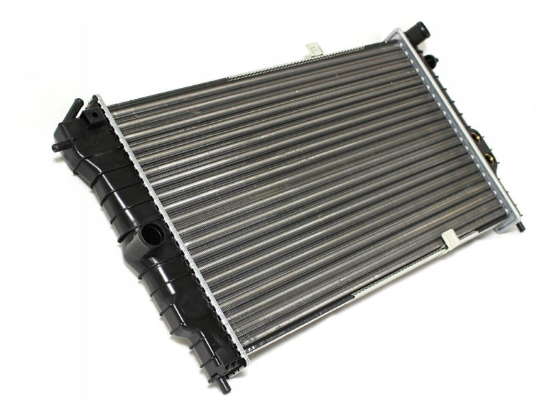 Радіатор охолодження двигуна Opel Vectra A 88-95 (MT, A/C) (Tempest) 1300107