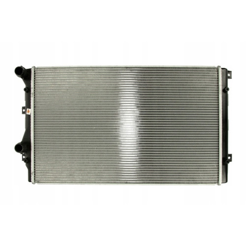 Радіатор охолодження двигуна Skoda Octavia, VW Caddy, VW Passat (Tempest) 1K0121251AT
