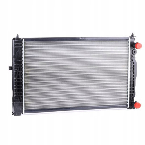 Радіатор охолодження двигуна VW Passat, Audi A4, Audi A6, Skoda Superb (Tempest) 4B0121251G
