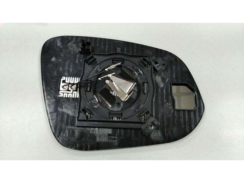 Вкладиш дзеркала лівий Toyota RAV4 2013-2018, Highlander 2016-, Hilux 2016- (Alkar) 87961-42B80