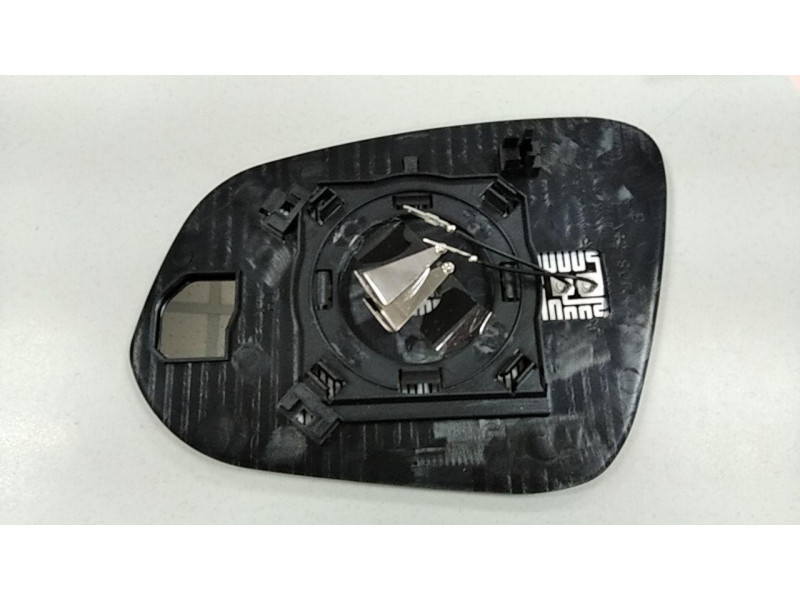 Вкладиш дзеркала правий Toyota RAV4 2013-2018, Highlander 2016-, Hilux 2016- Alkar 87931-42C10