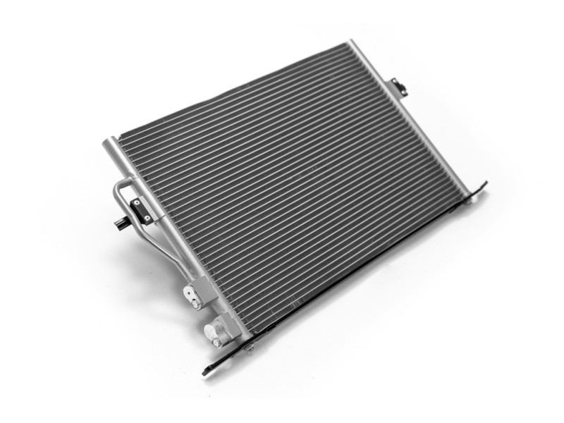 Радіатор кондиціонера Ford Mondeo 2/Ford Cougar ALL 96-01 (Van Wezel) 1033778