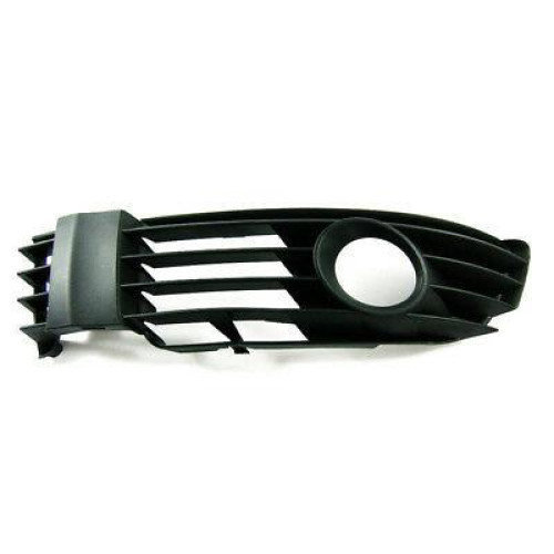 Решітка переднього бампера ліва VW Passat B5 00-05 (Signeda) 3B0853665L
