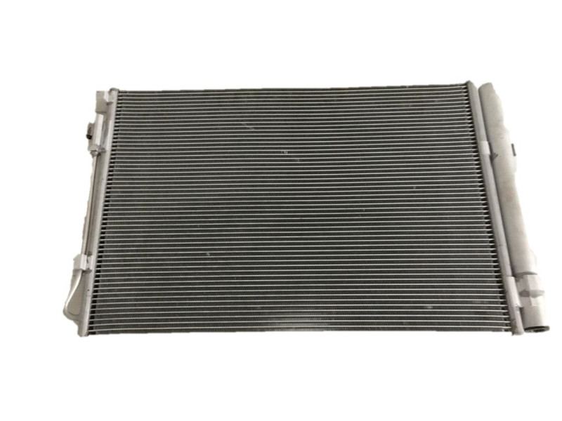 Радіатор кондиціонера Hyundai Accent 11- (Van Wezel) 976061S000