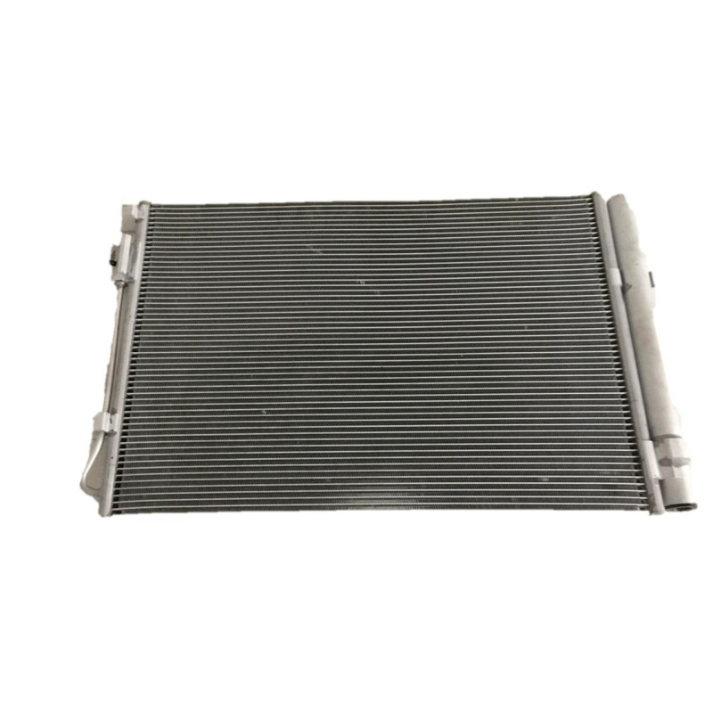 Радіатор кондиціонера Hyundai Accent 11- (Van Wezel) 976061S000