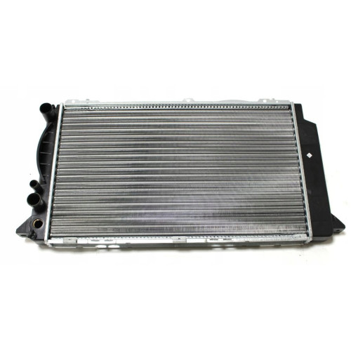 Радіатор охолодження двигуна Audi 80 (Van Wezel) 8A0121251
