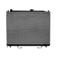 Радіатор охолодження двигуна Mitsubishi Pajero 06- 3,0/3,8 АТ (Van Wezel) MB890951