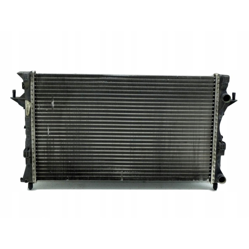 Радіатор охолодження двигуна Renault Laguna 2 01- (Van Wezel) 8200008764