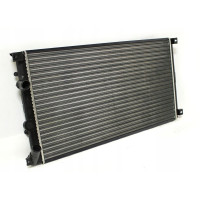 Радіатор охолодження двигуна Renault Master 2 98- (Van Wezel) 7701057120