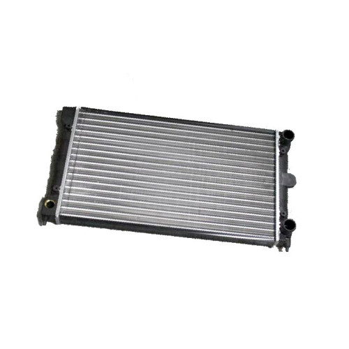Радіатор охолодження двигуна VW Passat B3 88- 1.6/1.8 -AC (Van Wezel) 353121253AC