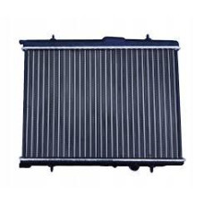 Радіатор охолодження двигуна Peugeot 206/Peugeot 307/Citroen C4/Citroen Xsara/Citroen Berl (Van Wezel) 1330G4