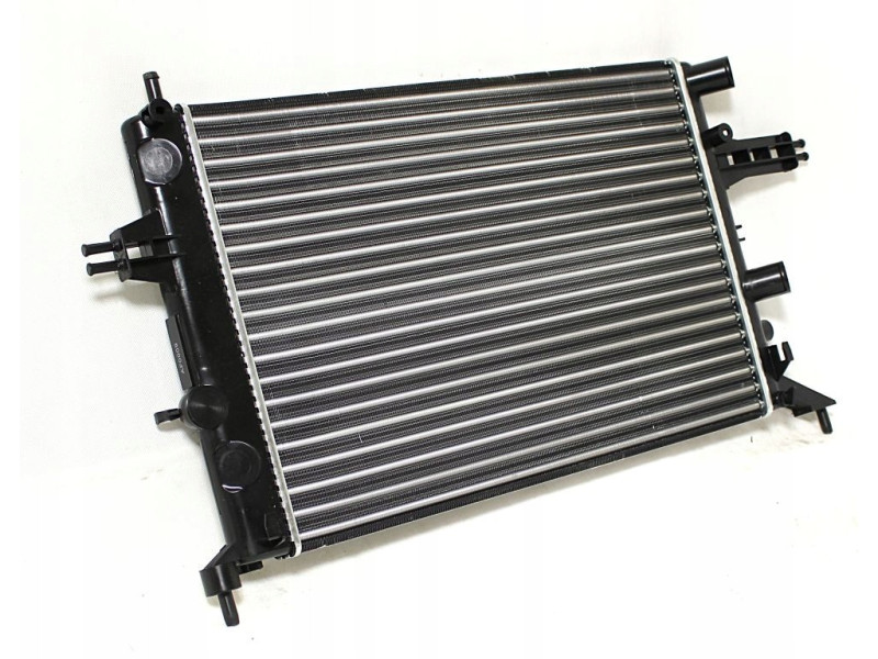 Радіатор охолодження двигуна Opel Astra G 1.2 MT без кондиціонера 1998-2004 Van Wezel 1300211