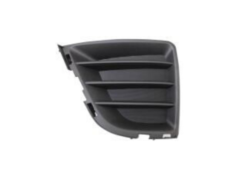 Заглушка протитуманної фари Toyota Corolla E18 (13-16) права 8148102420