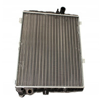 Радіатор охолодження двигуна Audi 80/90 MT/AT 83-91 (Van Wezel) 855121251