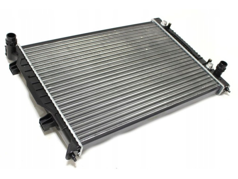 Радіатор охолодження двигуна Audi A6 2.5TD AT 97-01 (Van Wezel) 4B0121251N