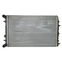 Радіатор охолодження двигуна Skoda Fabia 2 10/12/14 19D MT (Van Wezel) 6Q0121253M