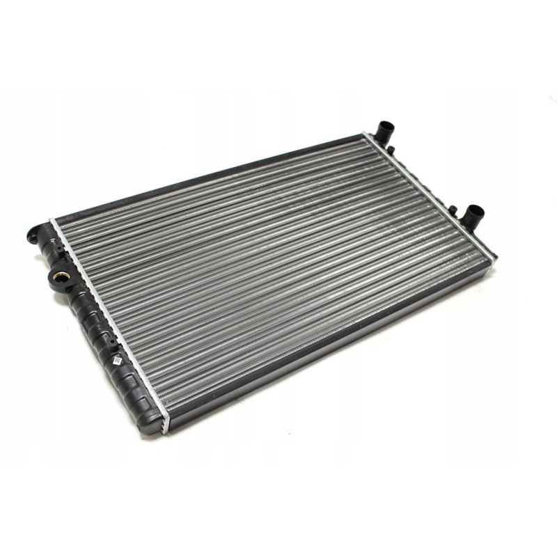 Радіатор охолодження двигуна VW Golf 3/VW Vento D/TD 91-98 (Van Wezel) 1H0121253BC