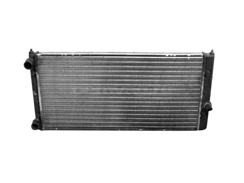Радіатор охолодження двигуна VW Golf 3/VW Vento AT/MT 91-98 (Van Wezel) 1H0121253H