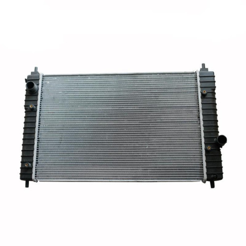 Радіатор охолодження двигуна VW Golf 3/VW Vento MT/AT AC 93- (Van Wezel) 1H0121253BD