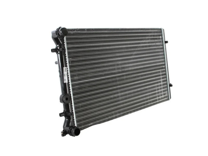 Радіатор охолодження двигуна VW Golf 4/Audi A3/VW TT/SEAT Leon/VW Bora M/J (Van Wezel) 1J0121253AN