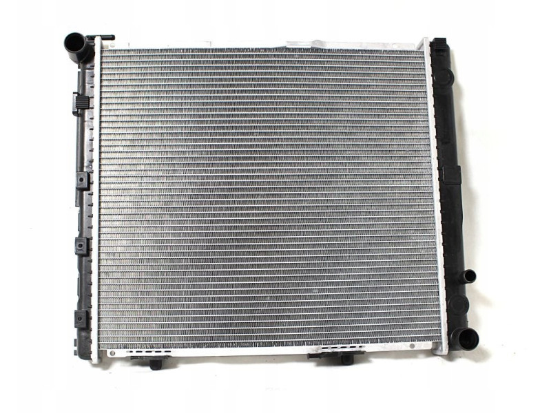 Радіатор охолодження двигуна Mercedes W124 25D/30D 93-95 (Van Wezel) A1245001902