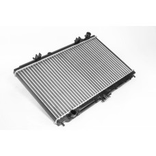 Радіатор охолодження двигуна Nissan Primera MT 96- (Van Wezel) 214102F000