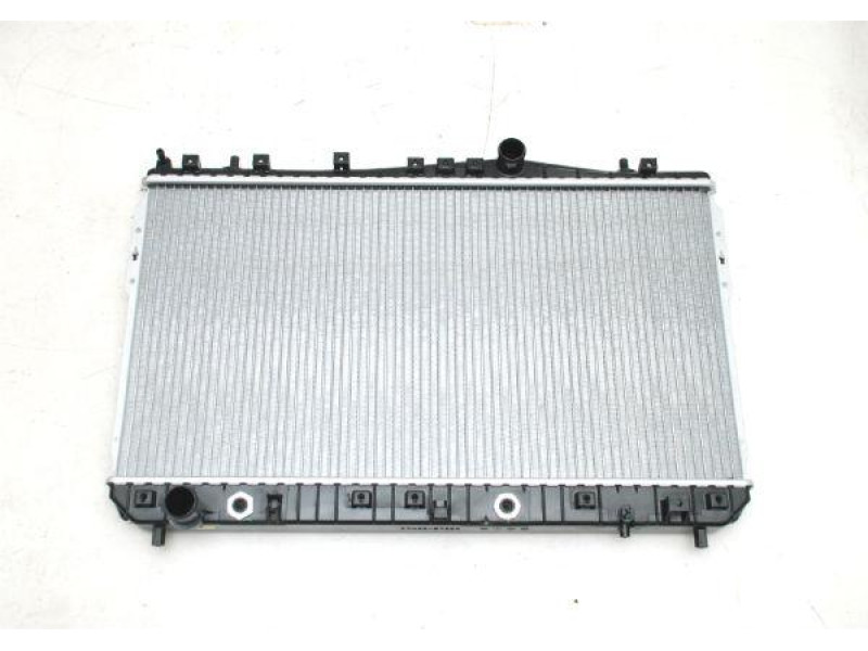 Радіатор охолодження двигуна Daewoo Nubira/Chevrolet Lacetti AT 03- 1.6-1.8 (Van Wezel) 96553423