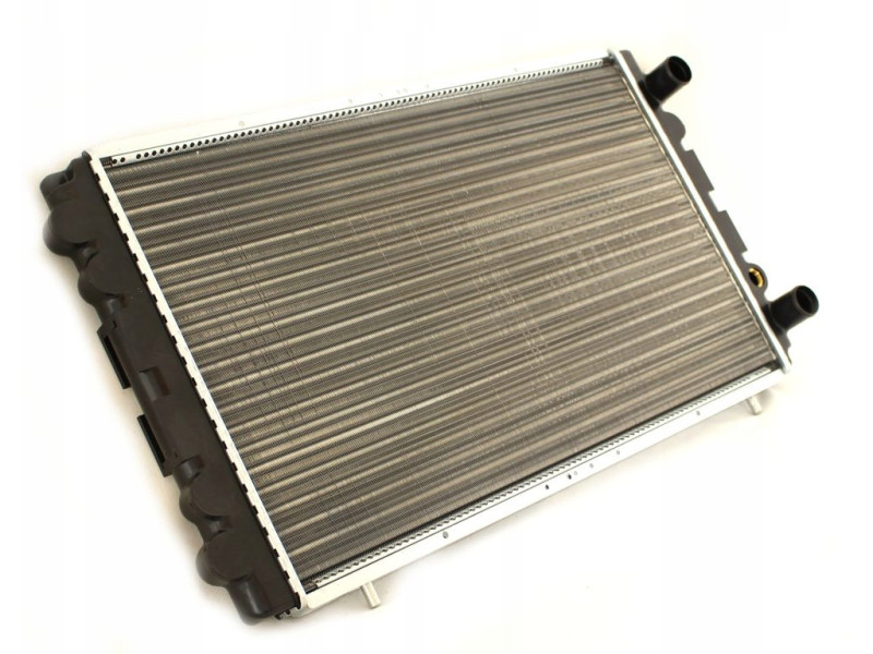 Радіатор охолодження двигуна Renault Trafic 2.5 D/2.5 TDI MT (Van Wezel) 7700741216