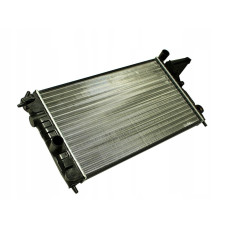 Радіатор охолодження двигуна Opel Vectra A 1.4/1.6 MT 88-95 (Van Wezel) 1300088