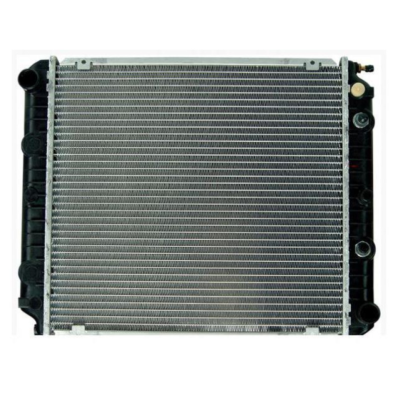 Радіатор охолодження двигуна Volvo 740/760/940 MT 82-96 (Van Wezel) 463027