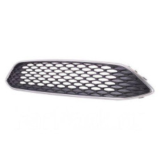 Решітка радіатора Ford Focus 3 15-18 (TP, China) 1875314