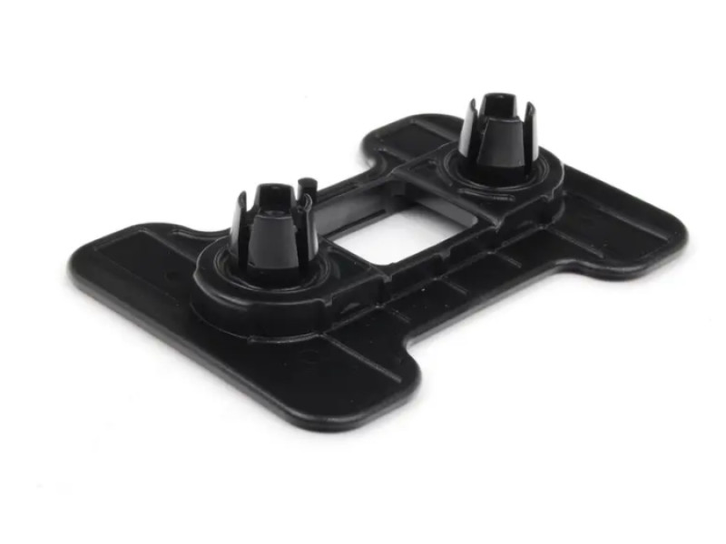 Кріплення переднього бампера, лівий/правий, VW Golf 2 1983-1989, LKQ 1H0 807 193