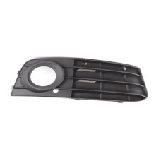 Решітка бампера Audi A4 B8 08-12 права чорна LKQ 8K0807682A01C