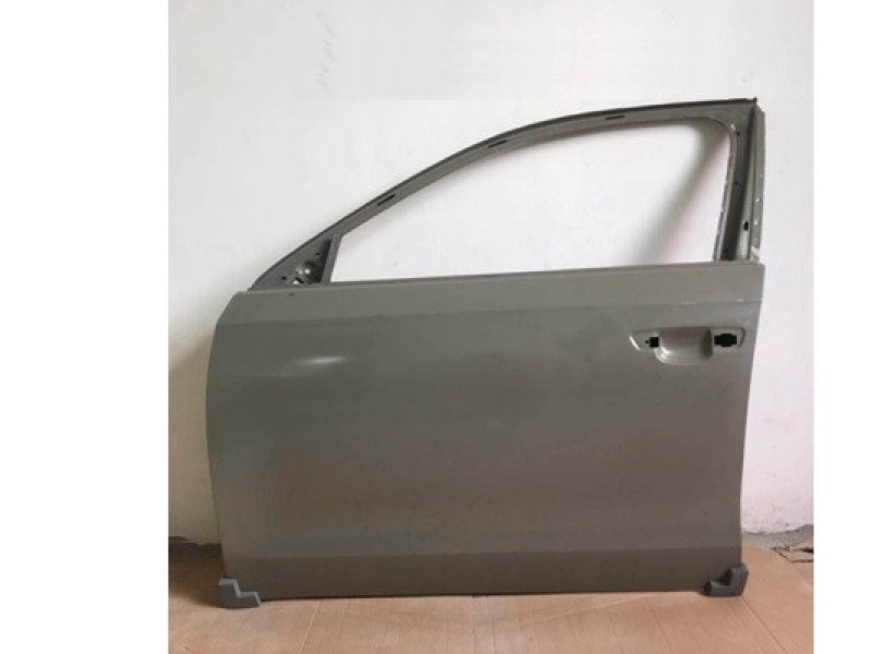 Двері передні ліві VW Passat B7, B8 USA 2011-2019 FPS 561831055A