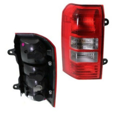 Ліхтар задній лівий Jeep Patriot (PK) 07- (Polcar) 5116239AB