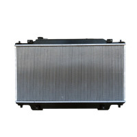 Радіатор Mazda 3 BM 14-17 (Signeda) PE181520Y