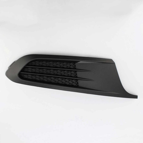 Решітка радіатора права VW Jetta 6 2010-2014 (Elit) 5C68536669B9