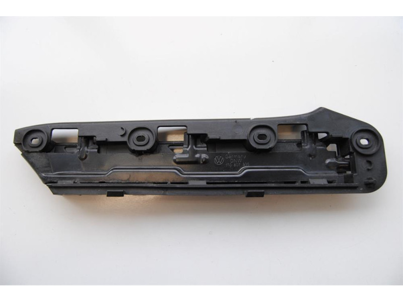Кріплення бампера ліве VW Caddy 3 2004-2015 Elit 1T0807049