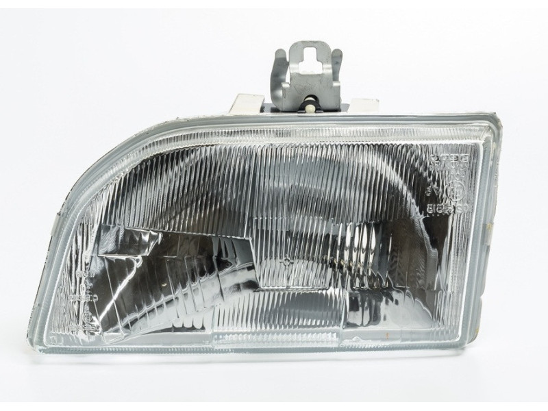 Фара передня Ford Fiesta 2 1983-1989 права (TYC)