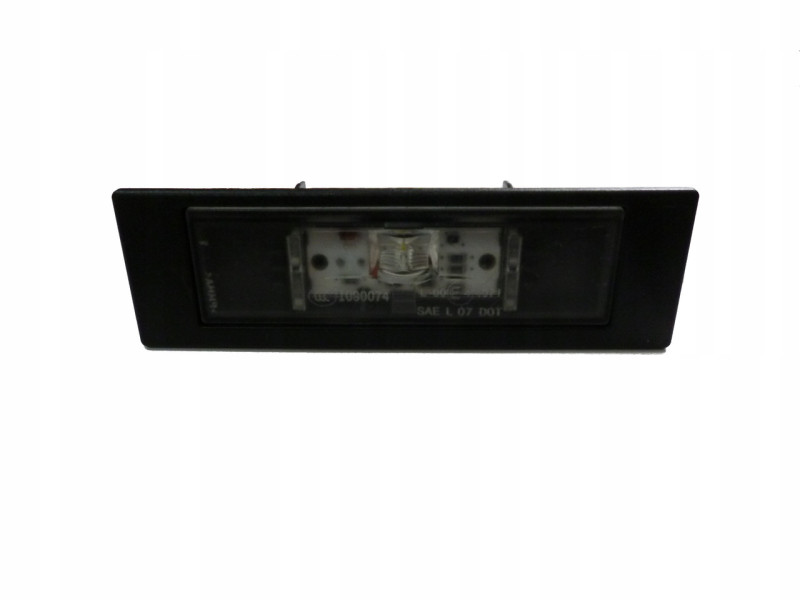 Ліхтар підсвічування номера BMW 1/6/z4 10 - LED лівий/правий TYC 63267193294