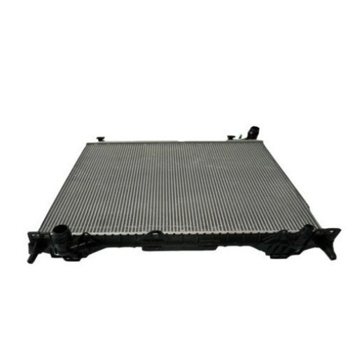 Радіатор охолодження двигуна Land Rover Range Rover Sport 13- (Polcar) LR034553