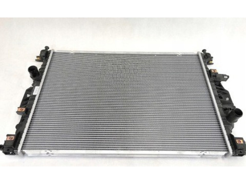 Радіатор охолодження двигуна Ford Galaxy 15- (Polcar) 5184274