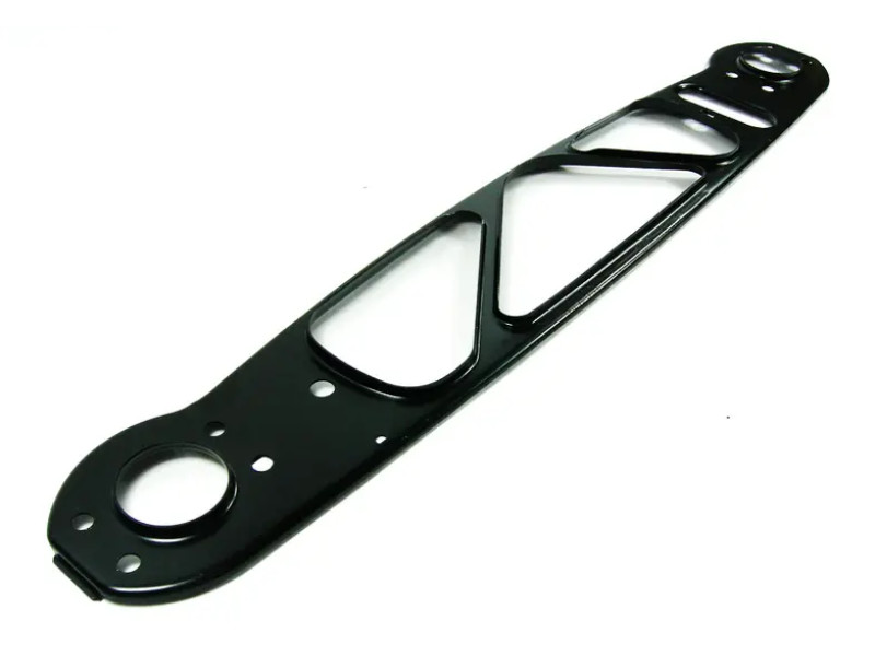 Панель передня BMW 3 E36 (90-99) нижня, кріплення радіатора (LKQ) 41138132178