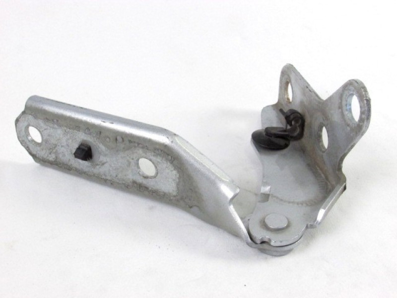 Петля капота VW Polo 02-05, права (FPS) 6Q0823302B