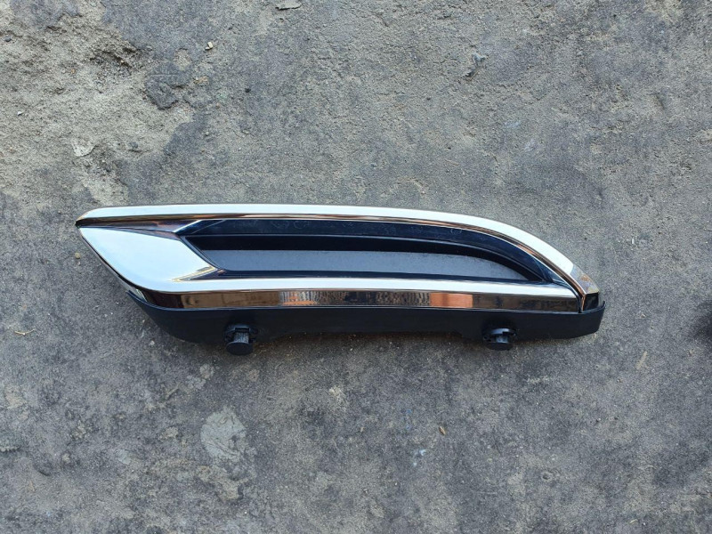 Накладка бампера задня права Toyota Corolla E21 2018-2020 оригінал (б/в)