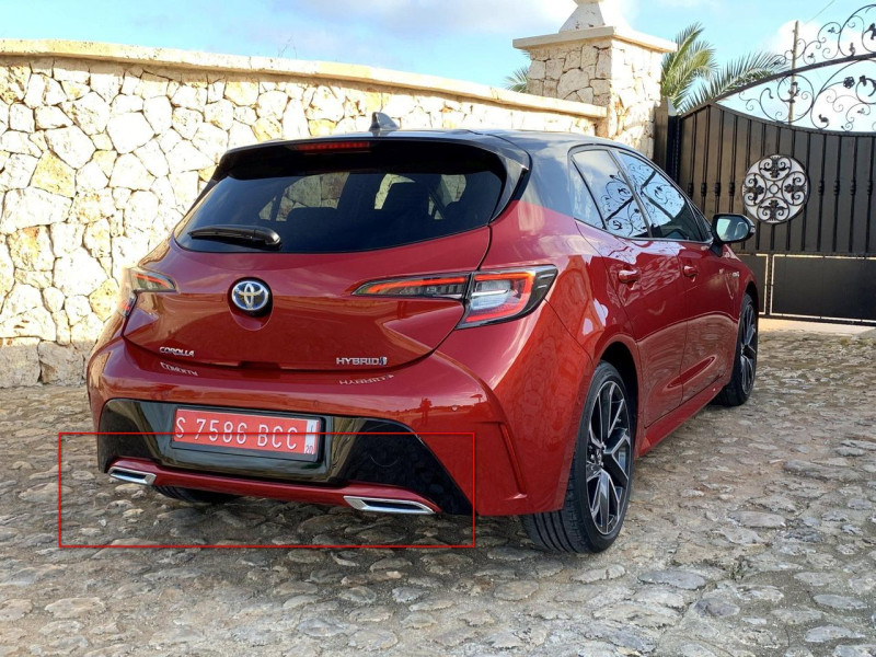 Накладка заднього бампера ліва Toyota Corolla E21 2018-2020 оригінал б/в