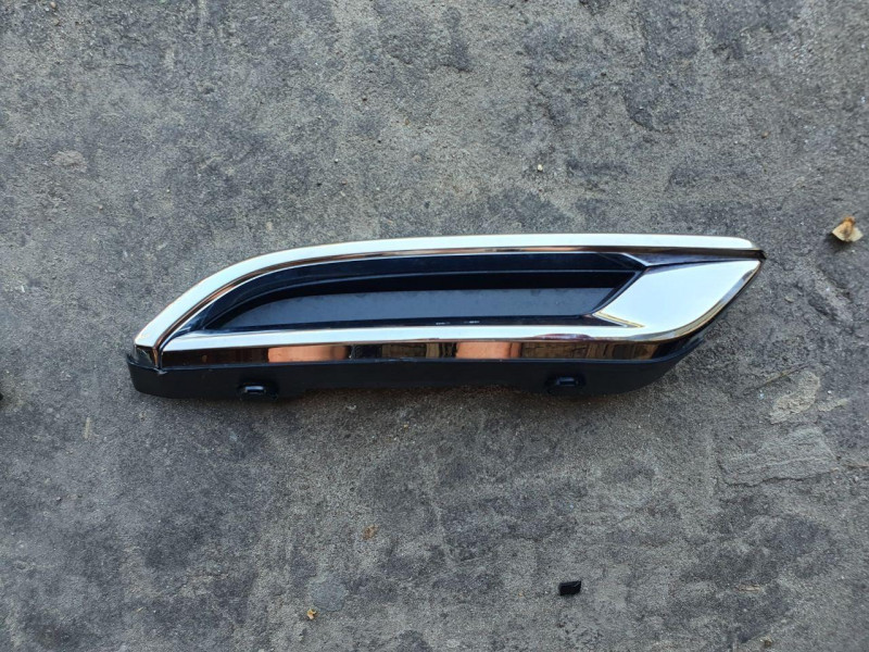 Накладка заднього бампера ліва Toyota Corolla E21 2018-2020 оригінал б/в