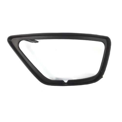 Кронштейн лівий протитуманної фари Ford Focus 98-04 Elit 1208011